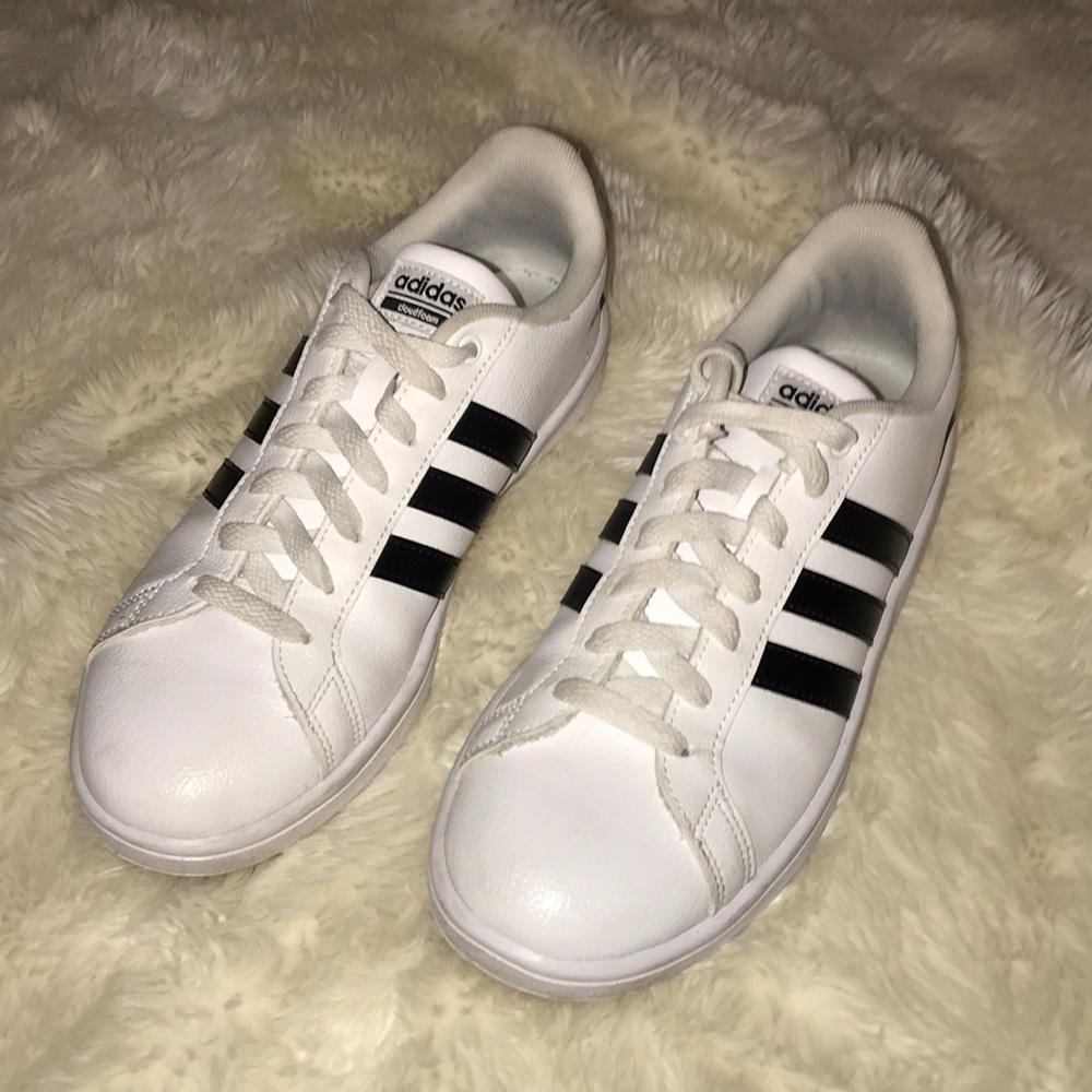 Adidas Cloudfoam Advantage Stripe Sneakers